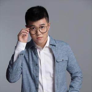 吴稽之谈谈谈头像