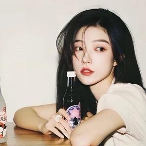 怎么吃不饱呢呢头像