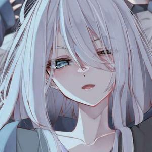 月里雾 头像