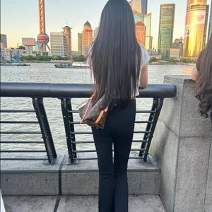热爱生活的小丽头像