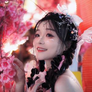 百变布丁喵头像