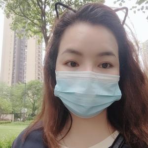 李瀞瀞宜头像