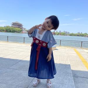 煦日595头像