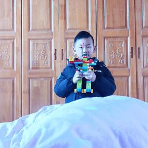 小时候的石 头像