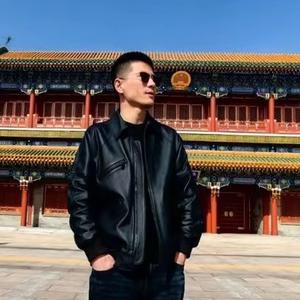 莫名其妙做了网红大老板头像