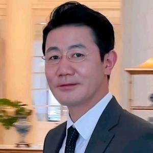 聪明千祥云集521 头像