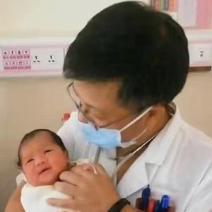 爷爷来啦！程大夫谈育儿头像