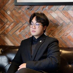 周新民头像