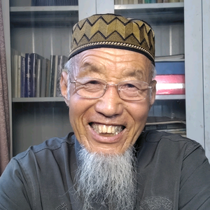 伊省头像