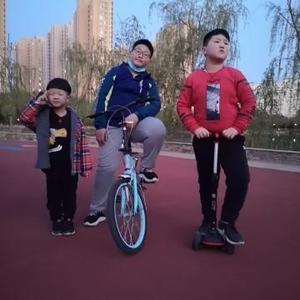 博爱津头像