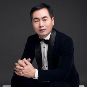 快乐东哥头像