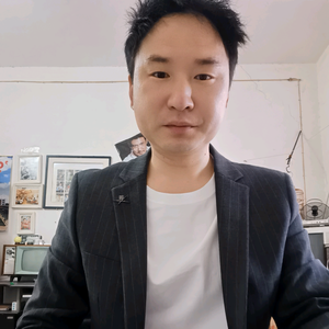 收旧货的阿龙头像