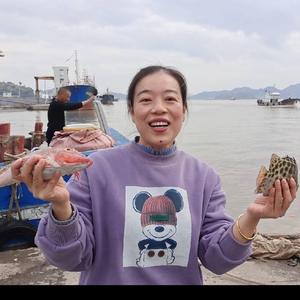 依玲看海鲜头像