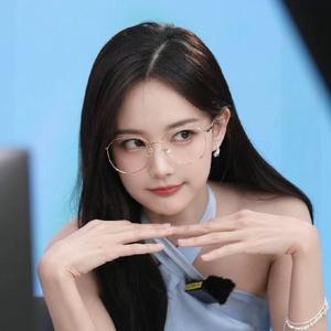 白梦妍今天吃了吗Q头像