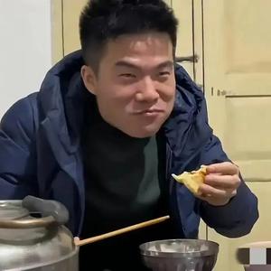 董宇辉跟班头像