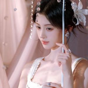 祎安头像
