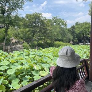 是蜜儿呀1727头像