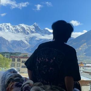 山人李木头像