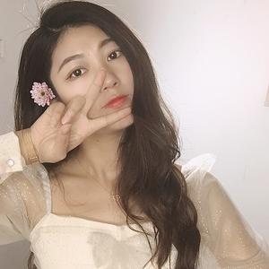 小西西168头像