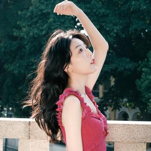 夹心又瘦了椰头像