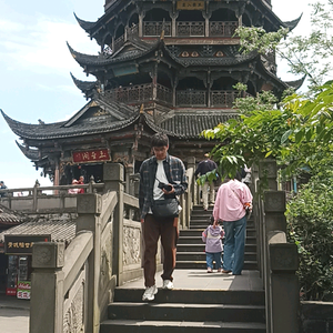 在外看大山头像