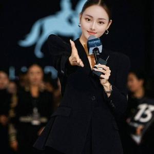 圆圆吖头像