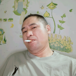 多年以后头像