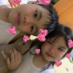 铠铠心心妈妈头像