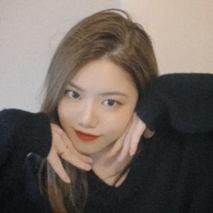 Sylvia黄瓜瓜头像