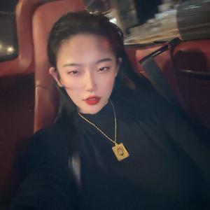是狮子姐姐头像