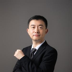 长城红亮头像