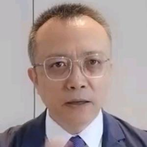 浩瀚洋溢头像