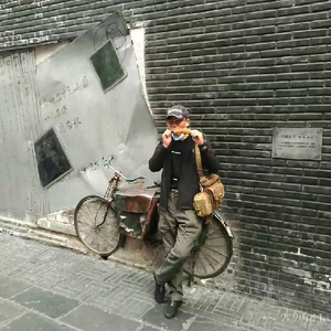 幸福的砖头头像