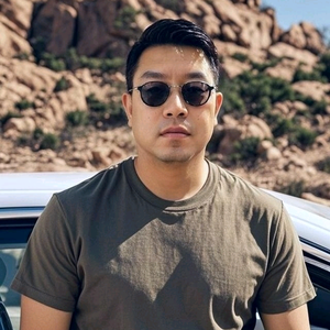 旅游人李建兵头像