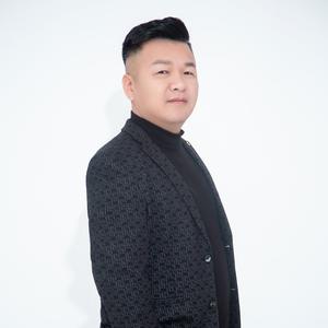 短视频爆店胖哥头像