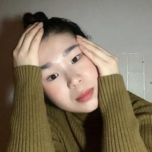 劳拉大小姐头像