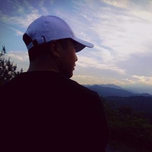 小刘这些年头像