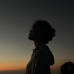 昕昕子头像