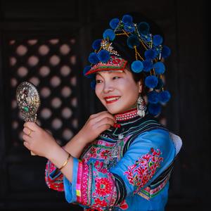 芳方头像