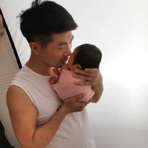 爱丑墙绘工作室头像