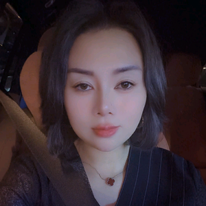 聪明的熊猫H头像
