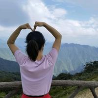 爱笑布南达头像