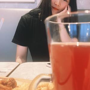 昵昵上课了头像