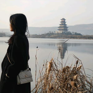 雅子头像