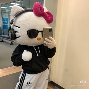 钢镚儿说笑头像
