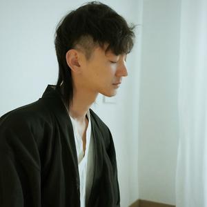古琴成子头像