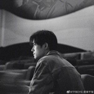 大气奶茶22头像