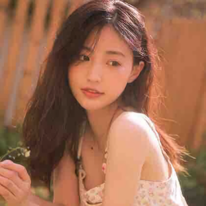 PM小诗头像