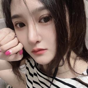 Baby不是大明星头像