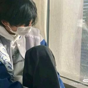 表里如一Ease头像